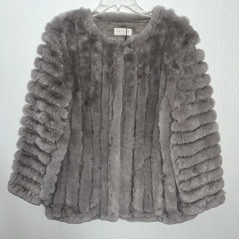 Jayley Gray Faux Fur Jacket SZ/ L